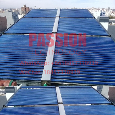 2000Lは太陽熱暖房システム304ステンレス鋼のソーラー コレクタを中心にした